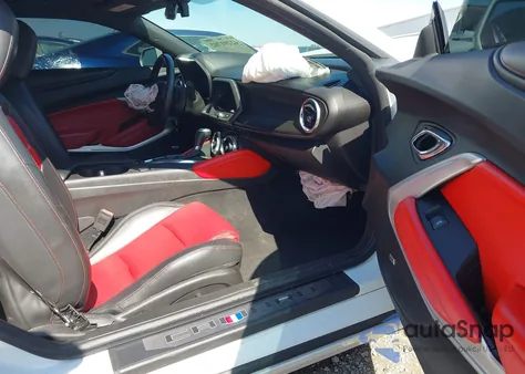 2017 Chevrolet Camaro 2Ss z USA, uszkodzony, nr VIN 1G1FH1R78H0158387